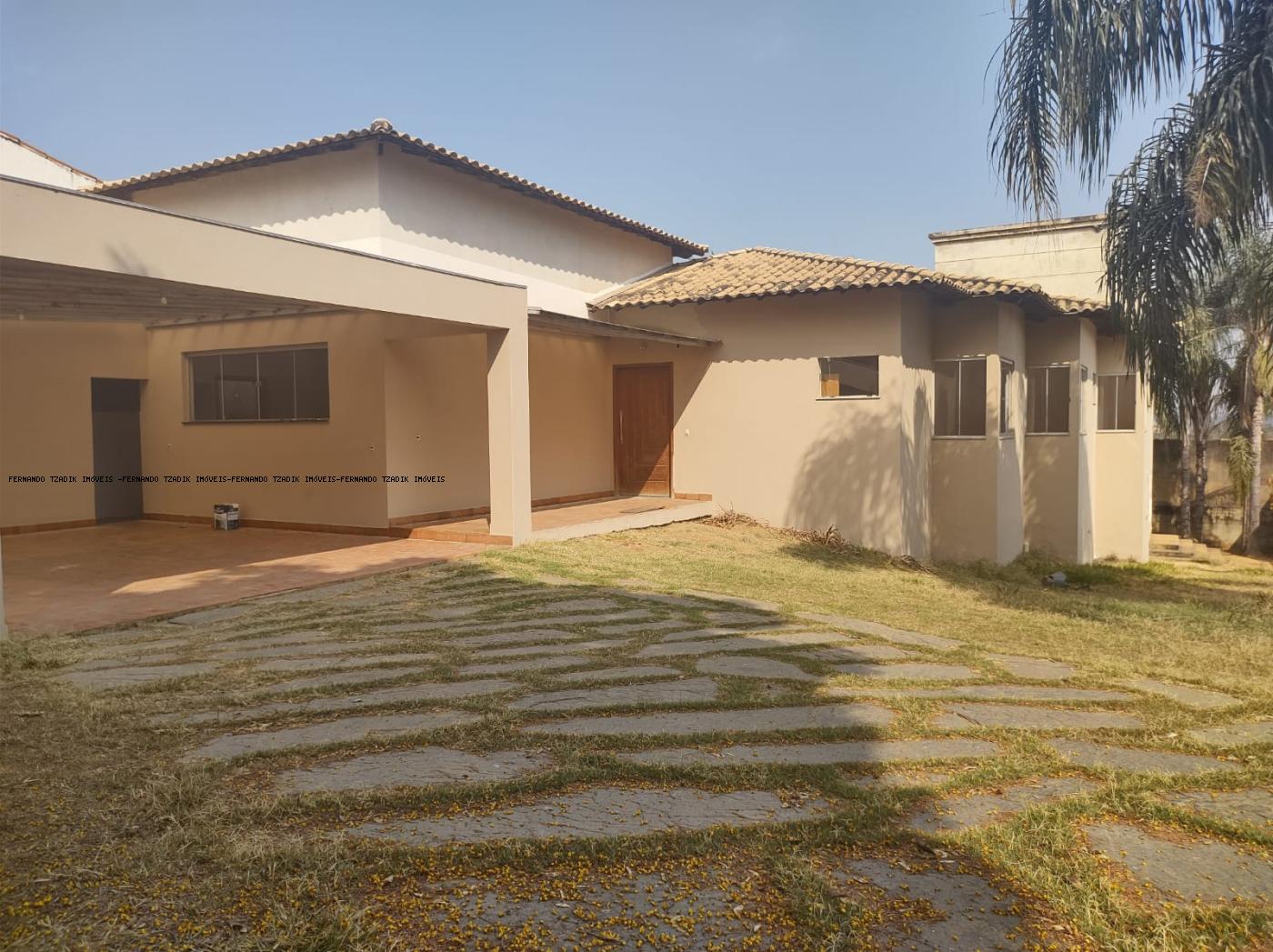 Excelente Casa Alto Padrao - 1