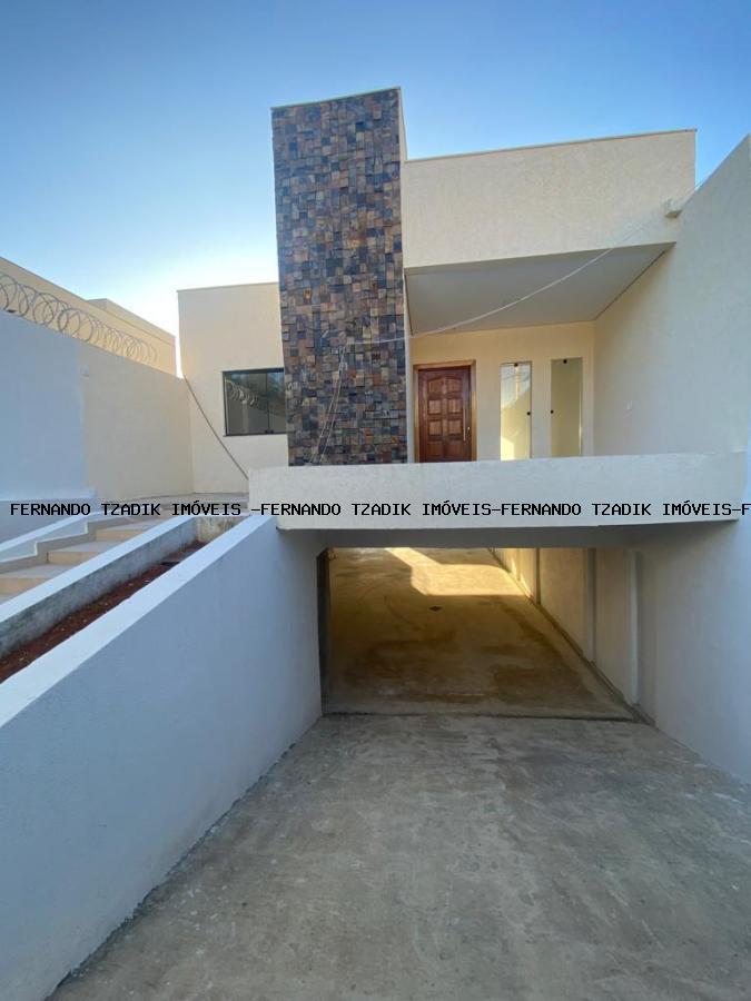 Excelente Casa no Bairro Andyara - 1