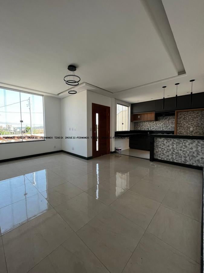 Casa Alto Padrão Bairro Triângulo - 1