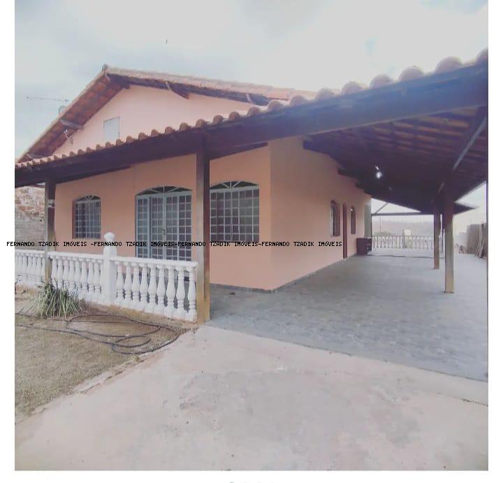 Casa Colonial - Bairro Andyara - 1