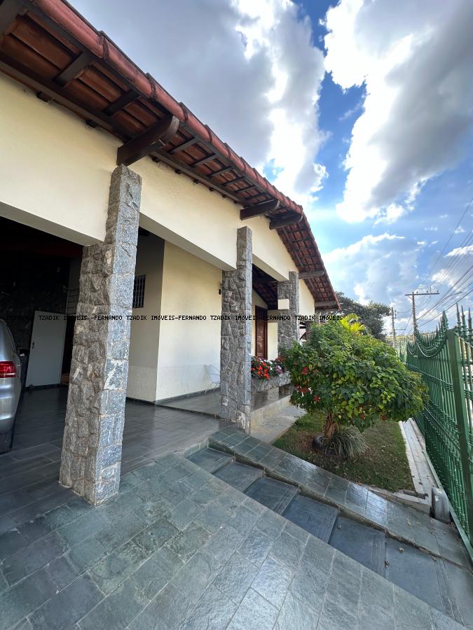 Casa Bairro Agenor Teixeira em Pedro Leopoldo - 1