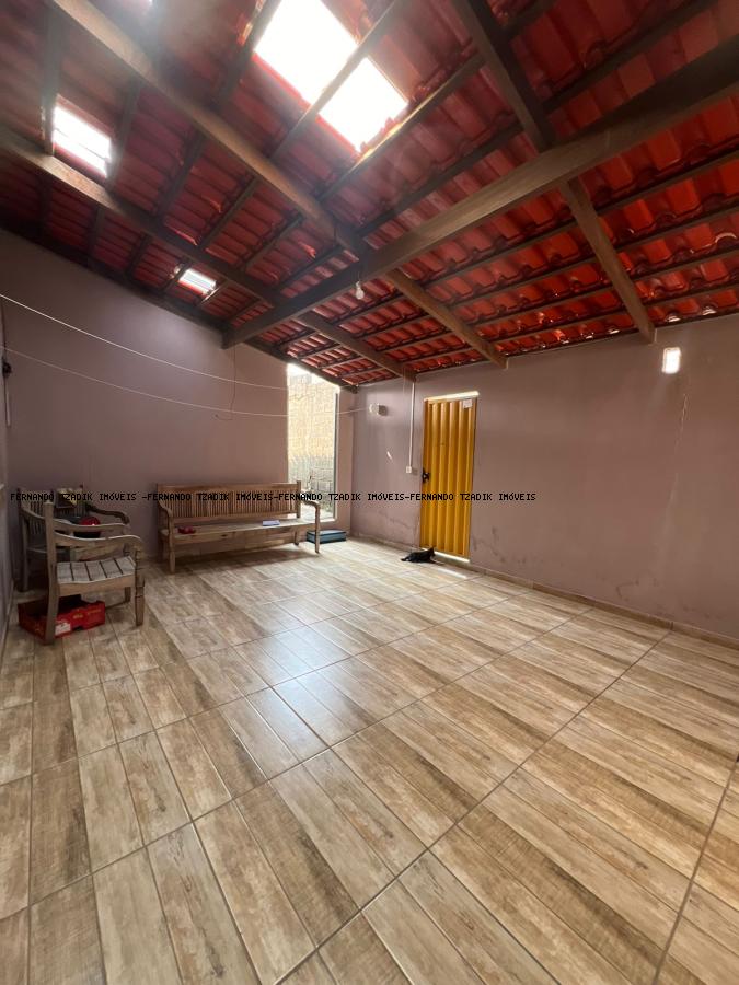 Ótima Casa Bairro Felipe Cláudio - 1