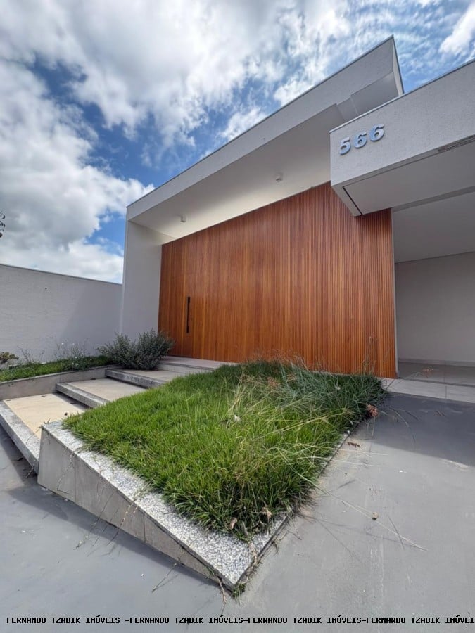 Casa de Alto Padrão Condomínio Vitória Tênis Prime - 1